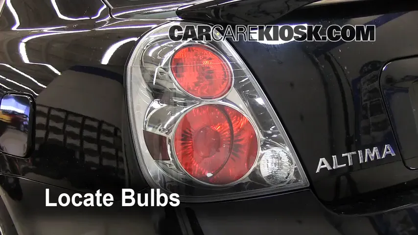 2006 Nissan Altima SE 3.5L V6 Luces Luz trasera (reemplazar foco)